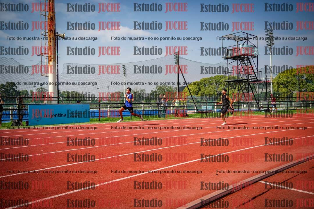 Fotos de los 200 m llanos de varones