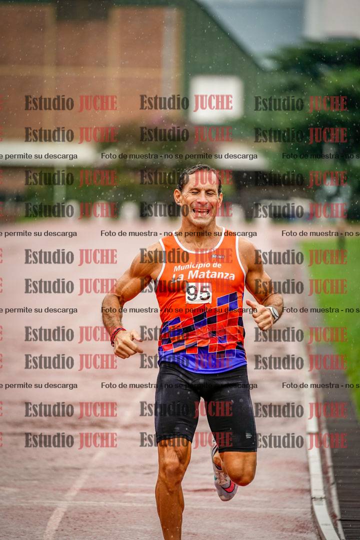 Fotos de los 800 m de varones