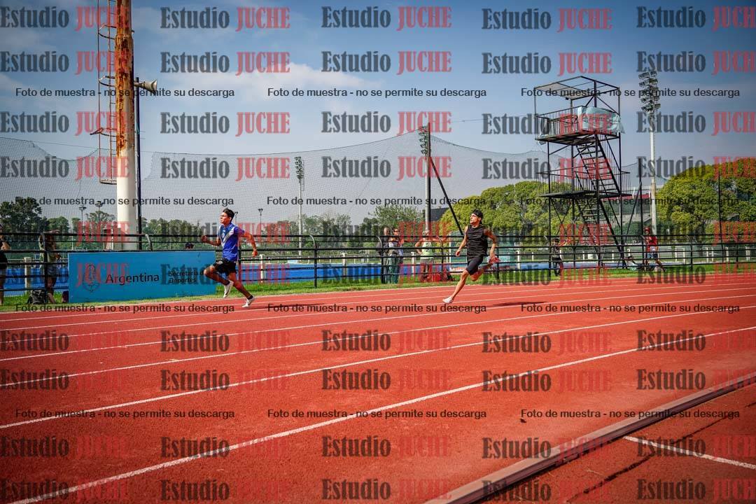Fotos de los 200 m llanos de varones