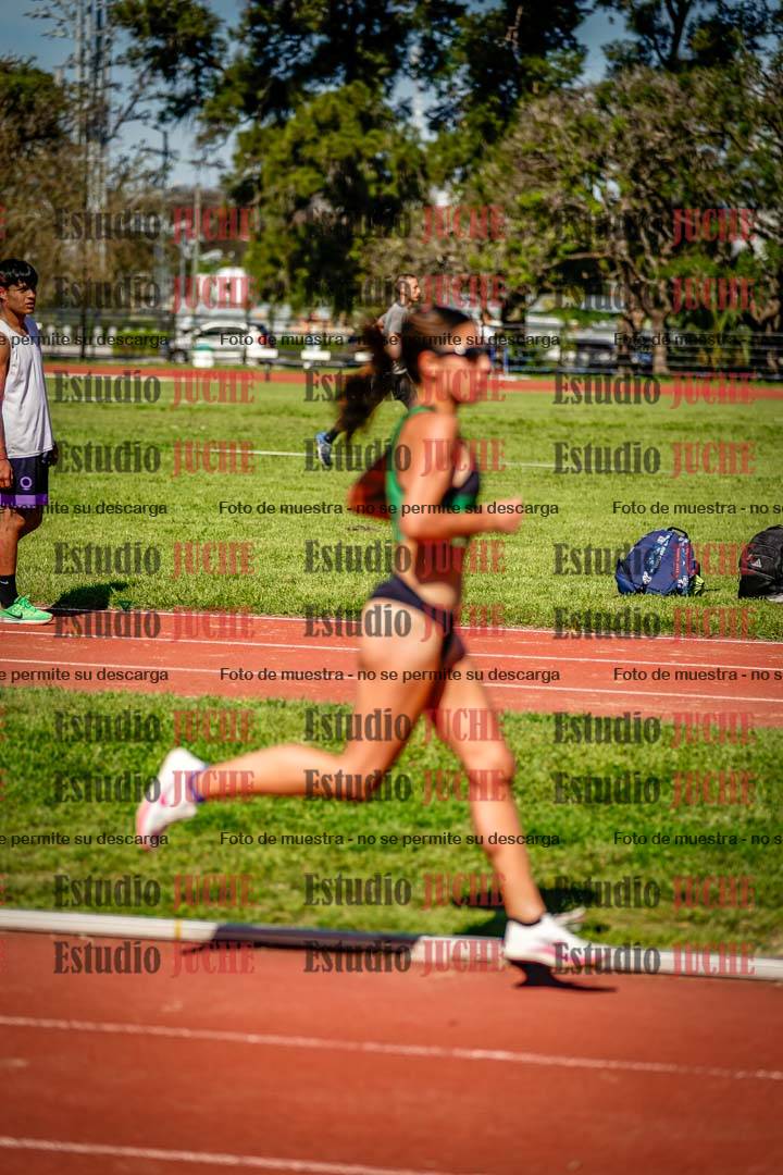 Fotos de los 5000 m llanos de mujeres y varones