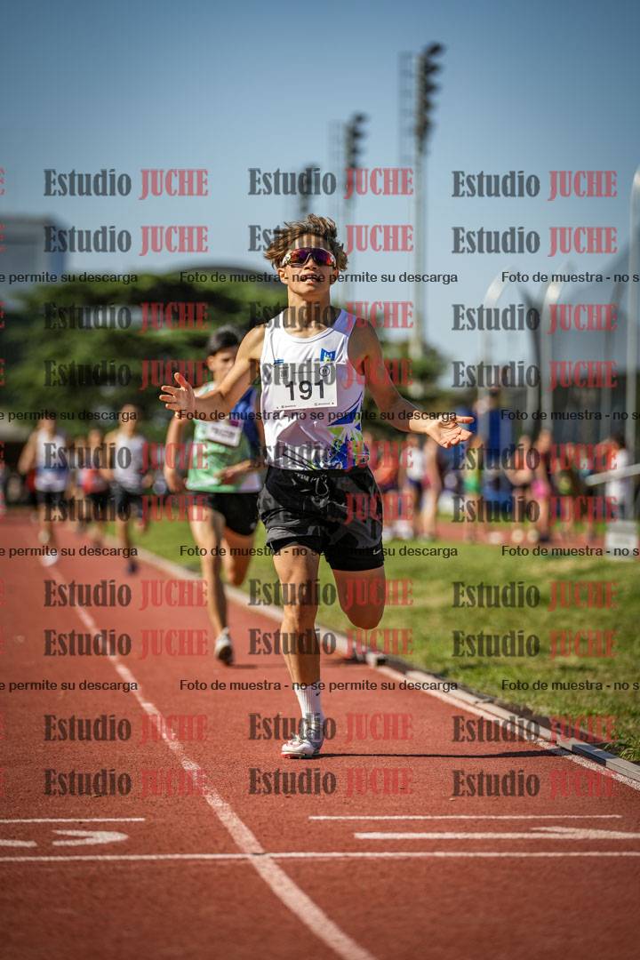 Fotos de los 600 m llanos de varones