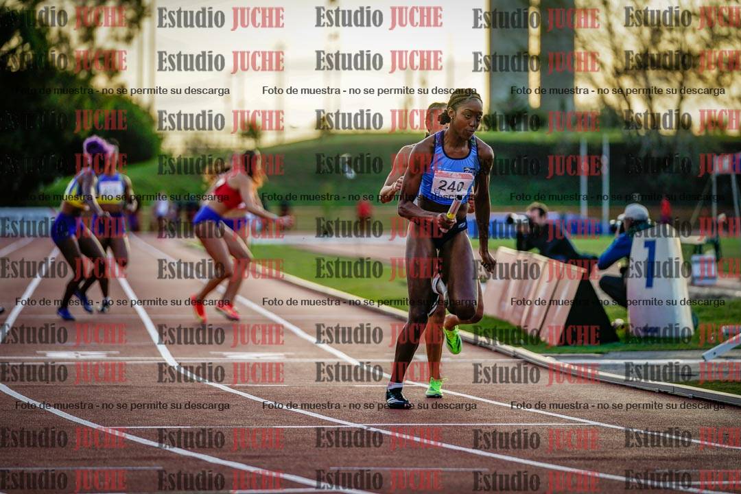 Fotos de los relevos 4x400 m de mujeres