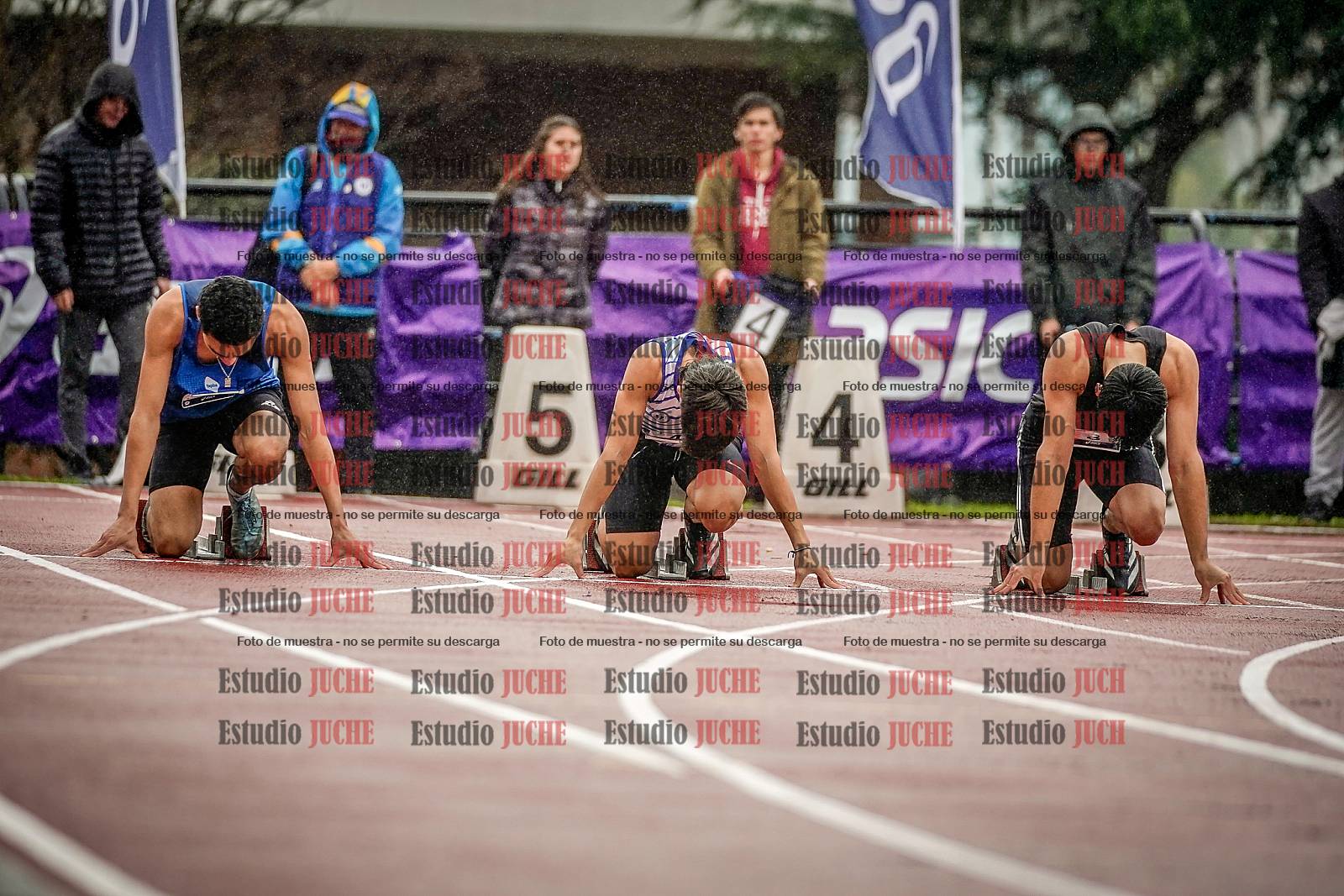 Fotos de los 100 m llanos de varones - FINAL