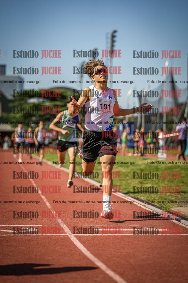 Fotos de los 600 m llanos de varones