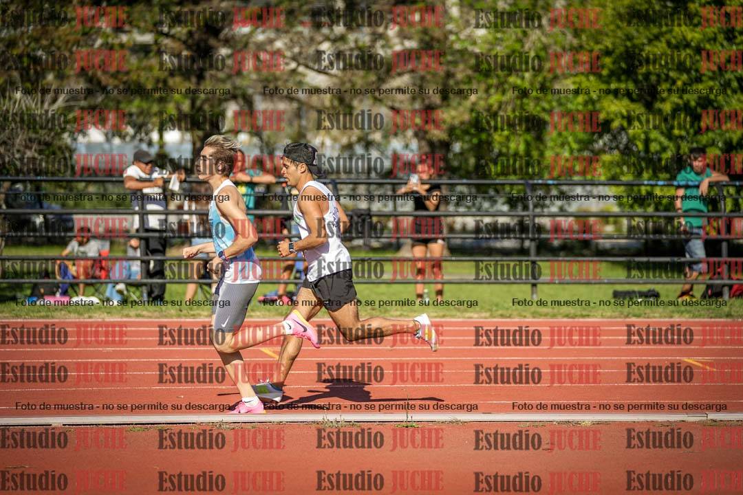 Fotos de los 5000 m llanos de varones