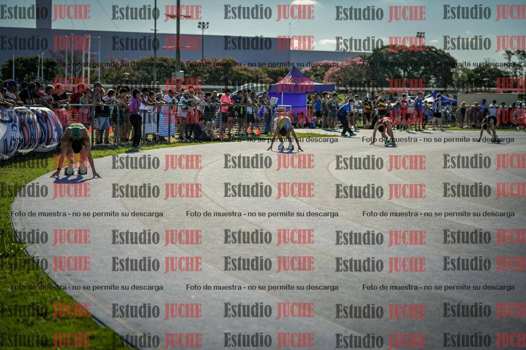 Fotos de los 400 m llanos de varones