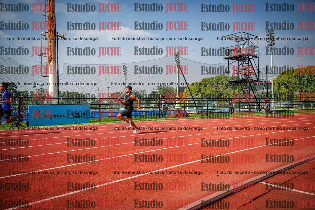 Fotos de los 200 m llanos de varones