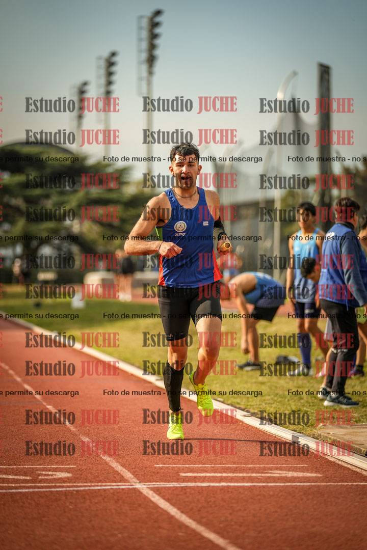 Fotos de las postas 4x400 m llanos de varones