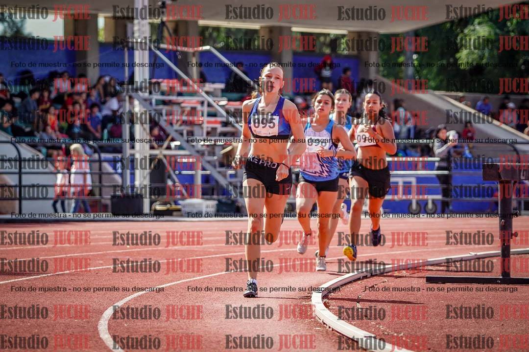 Fotos de los 600 m de mujeres