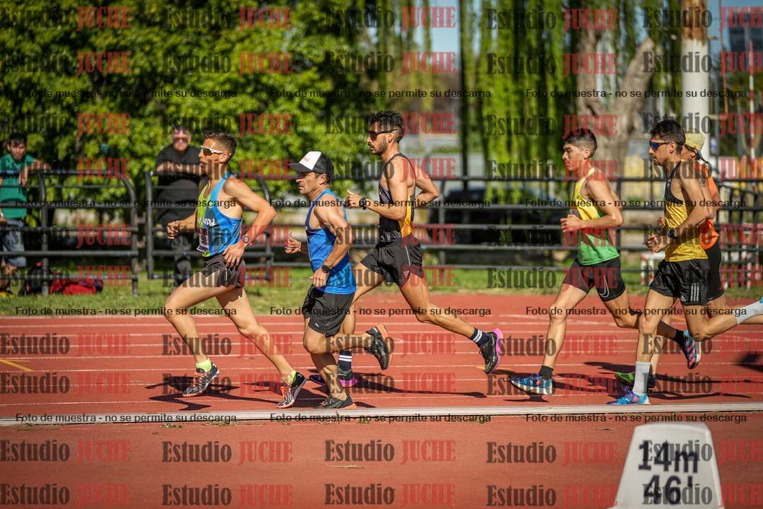 Fotos de los 5000 m llanos de varones