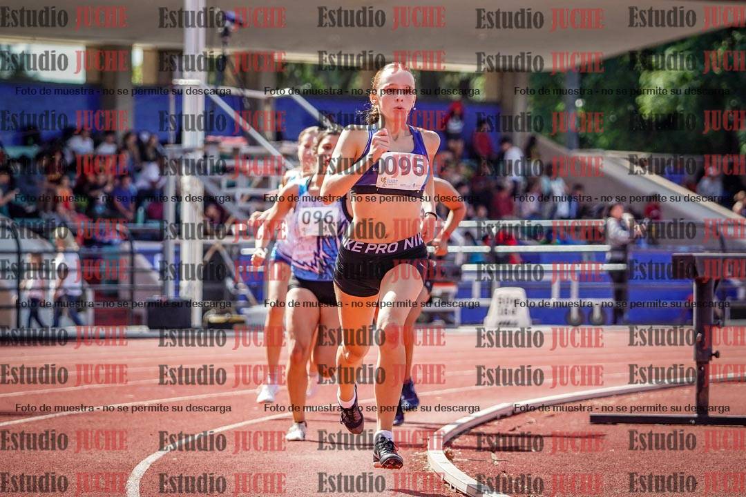 Fotos de los 600 m de mujeres