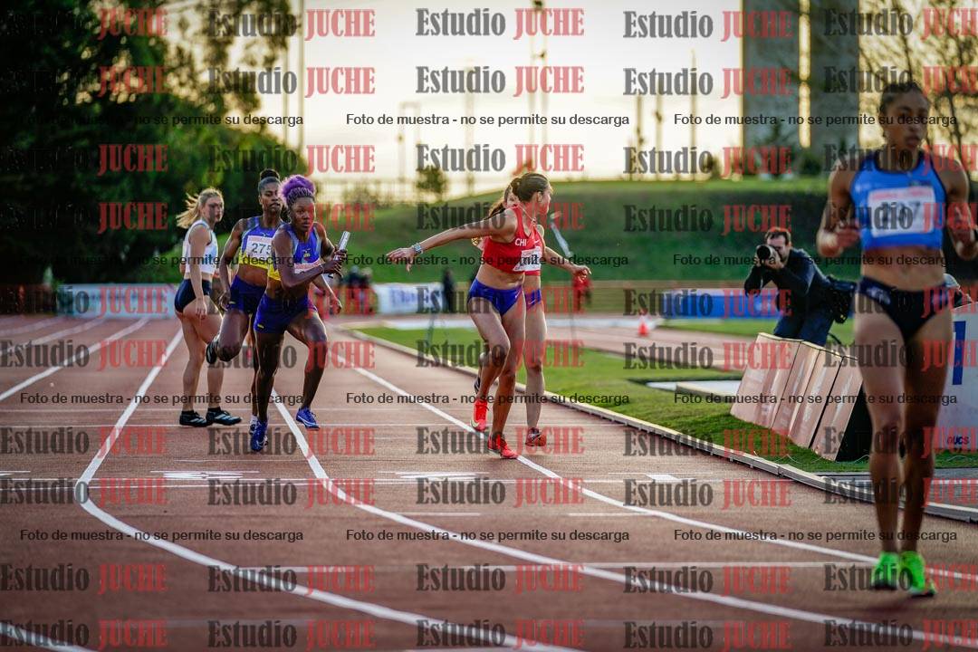 Fotos de los relevos 4x400 m de mujeres
