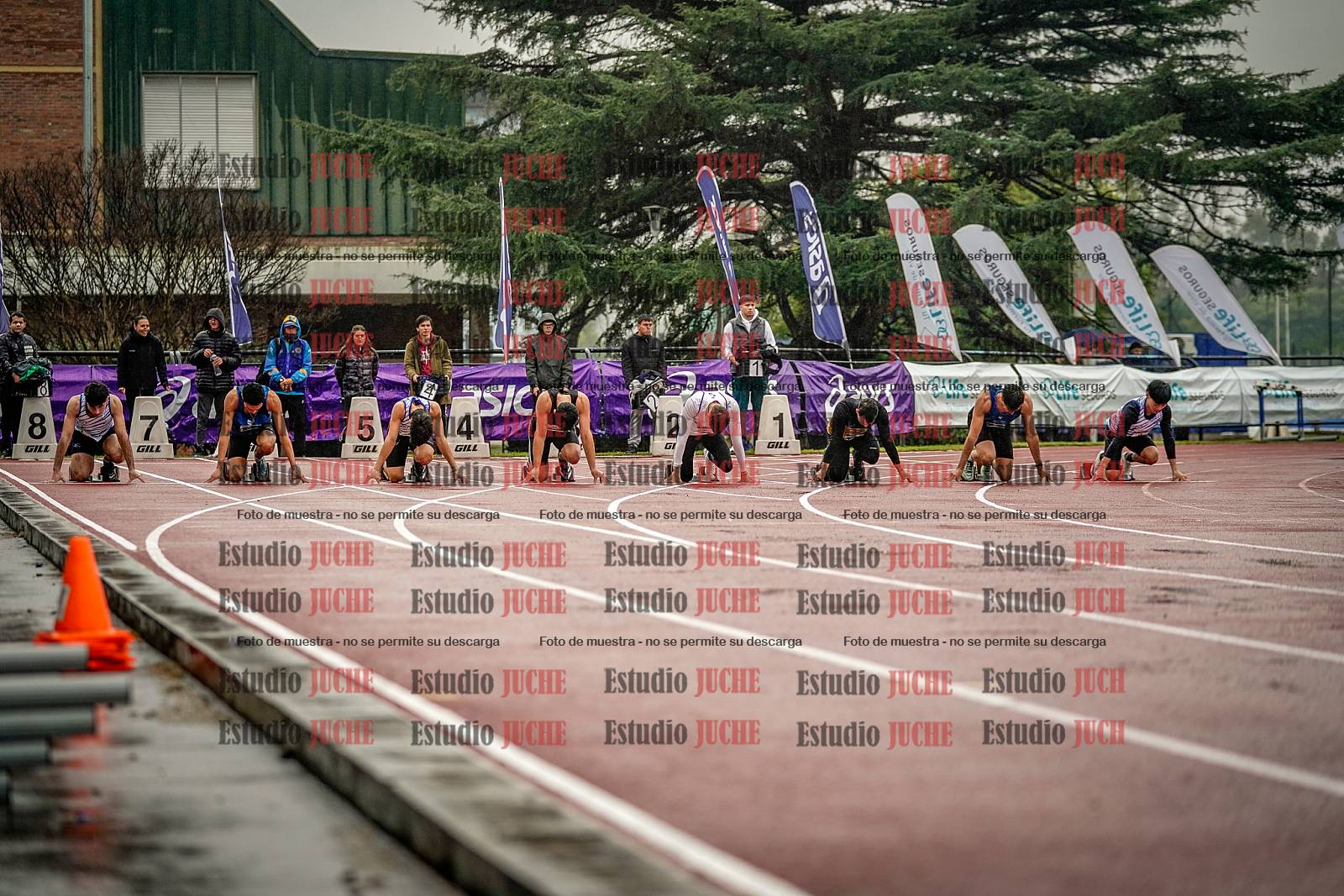 Fotos de los 100 m llanos de varones - FINAL