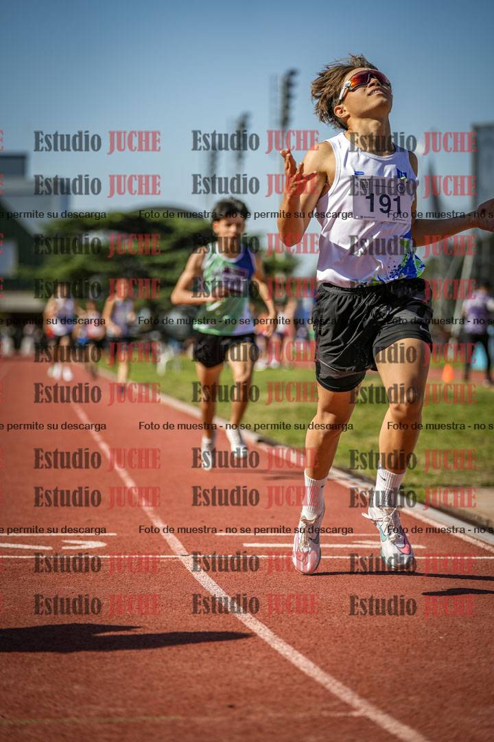 Fotos de los 600 m llanos de varones
