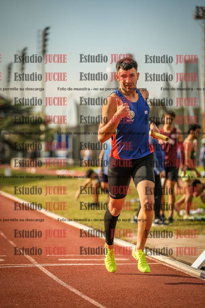 Fotos de las postas 4x400 m llanos de varones