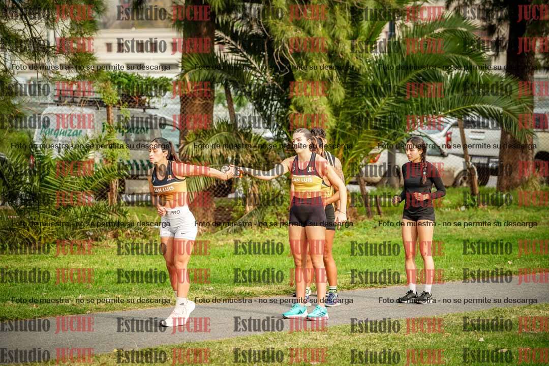 Fotos de algunos extras del día 1