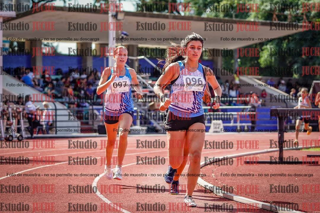 Fotos de los 600 m de mujeres