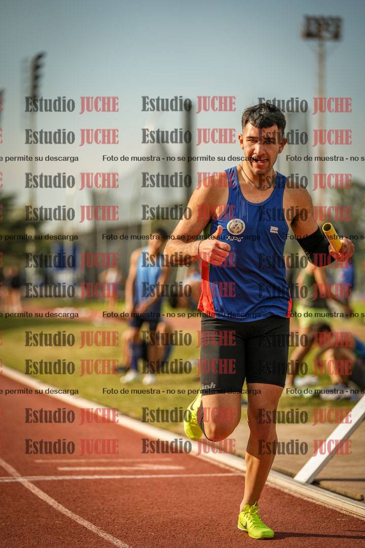 Fotos de las postas 4x400 m llanos de varones