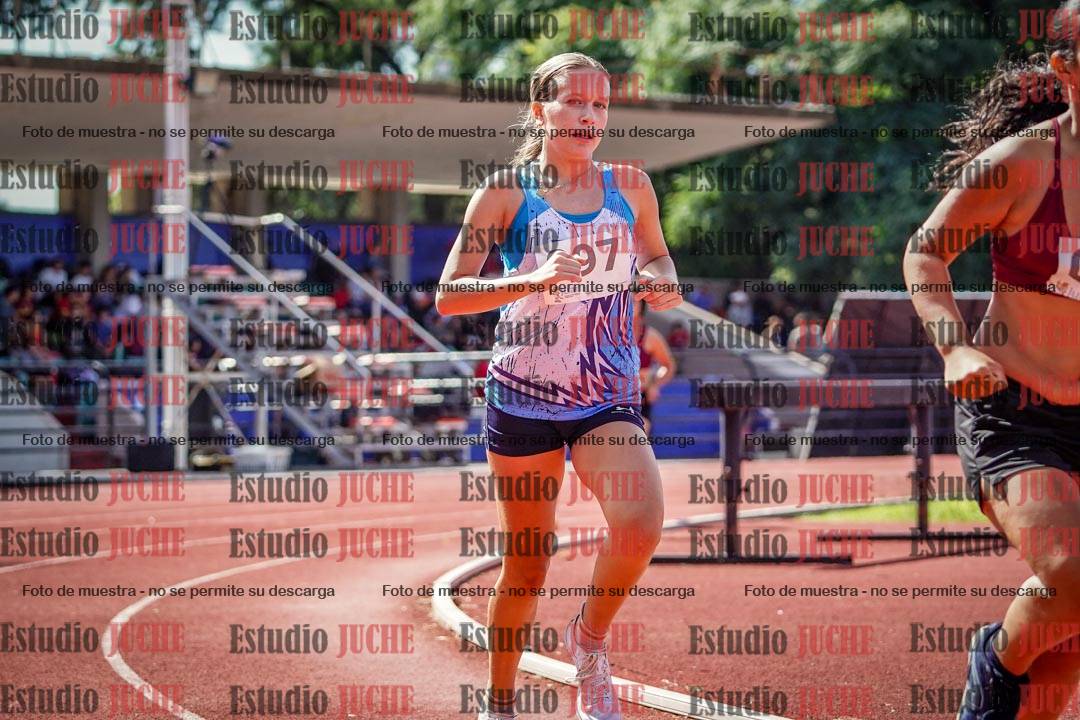 Fotos de los 600 m de mujeres