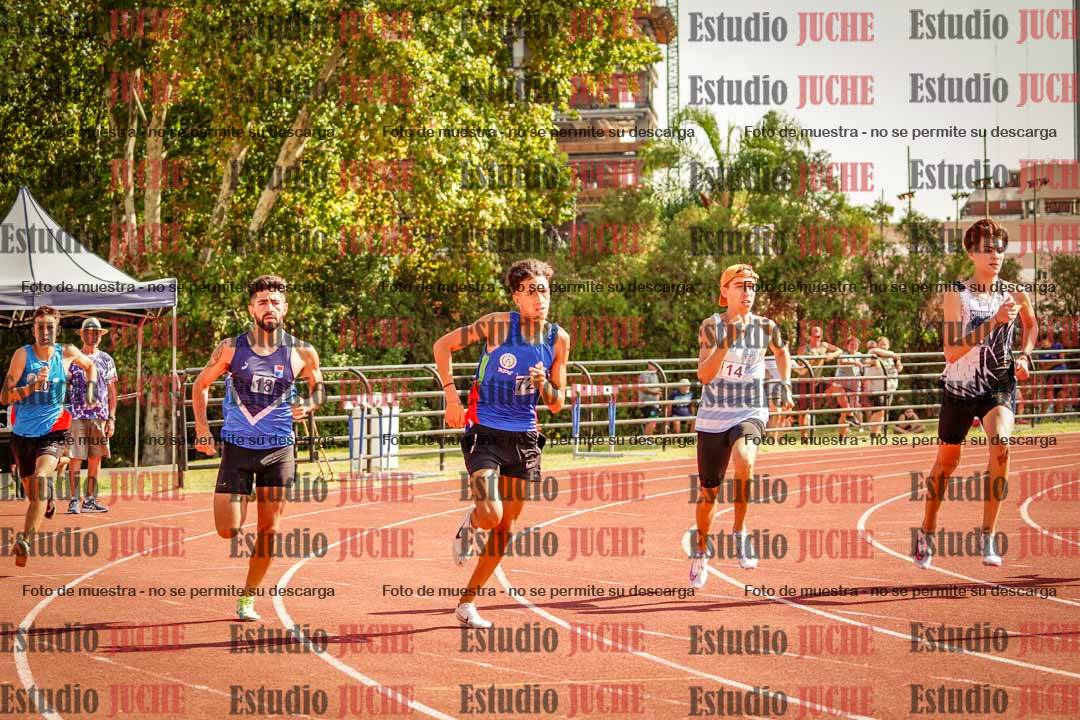 Fotos de los 800 m llanos de varones