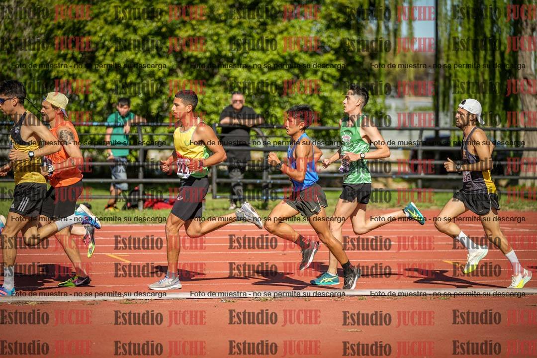 Fotos de los 5000 m llanos de varones