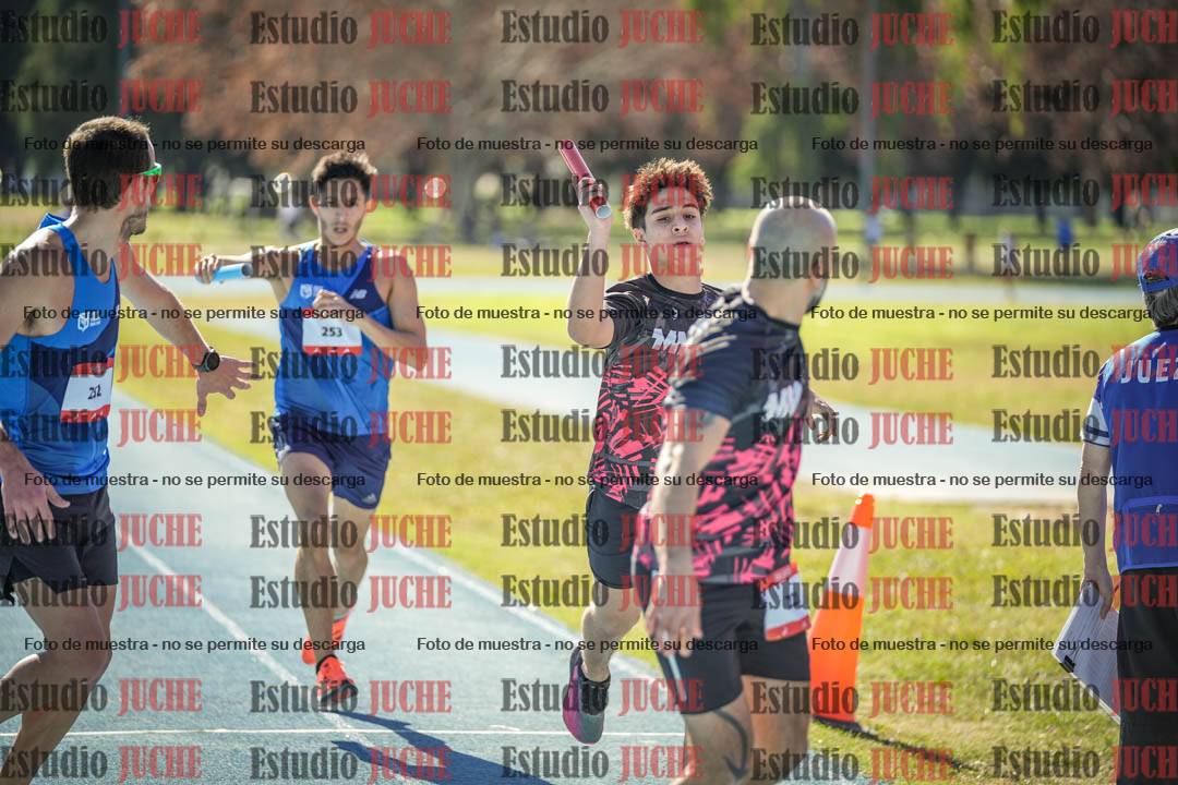 Fotos durante los relevos