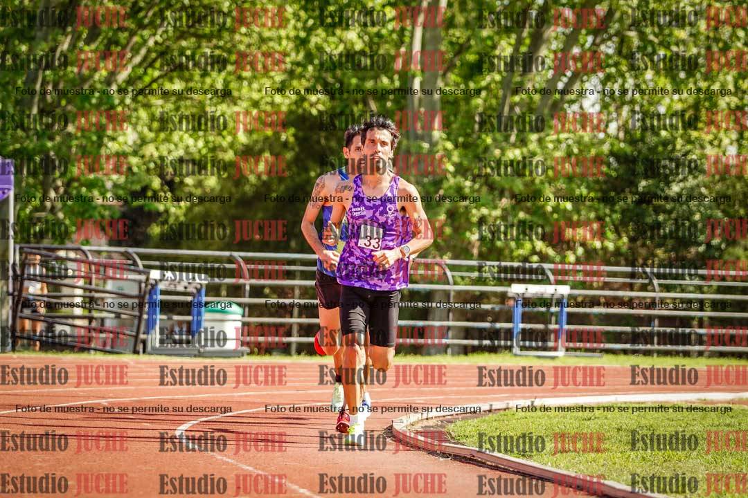 Fotos de los 5000 m llanos de mujeres y varones