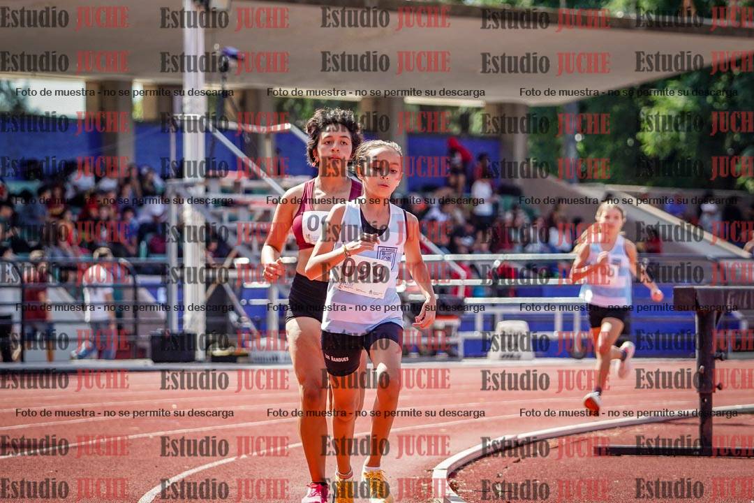 Fotos de los 600 m de mujeres