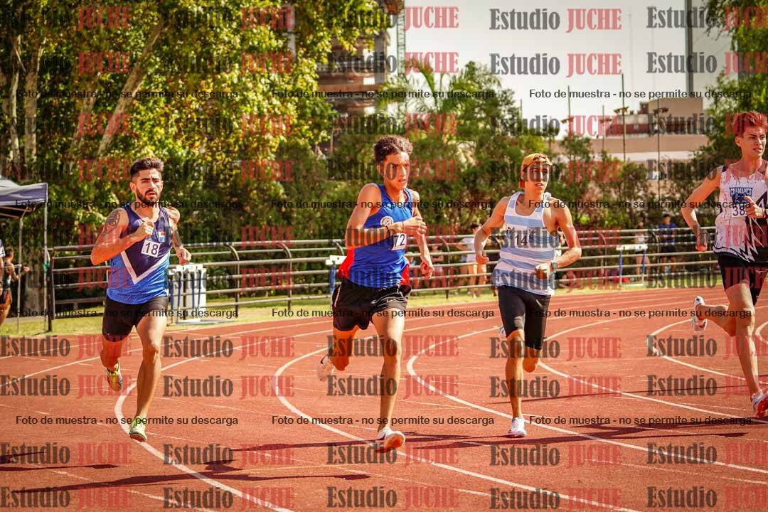 Fotos de los 800 m llanos de varones