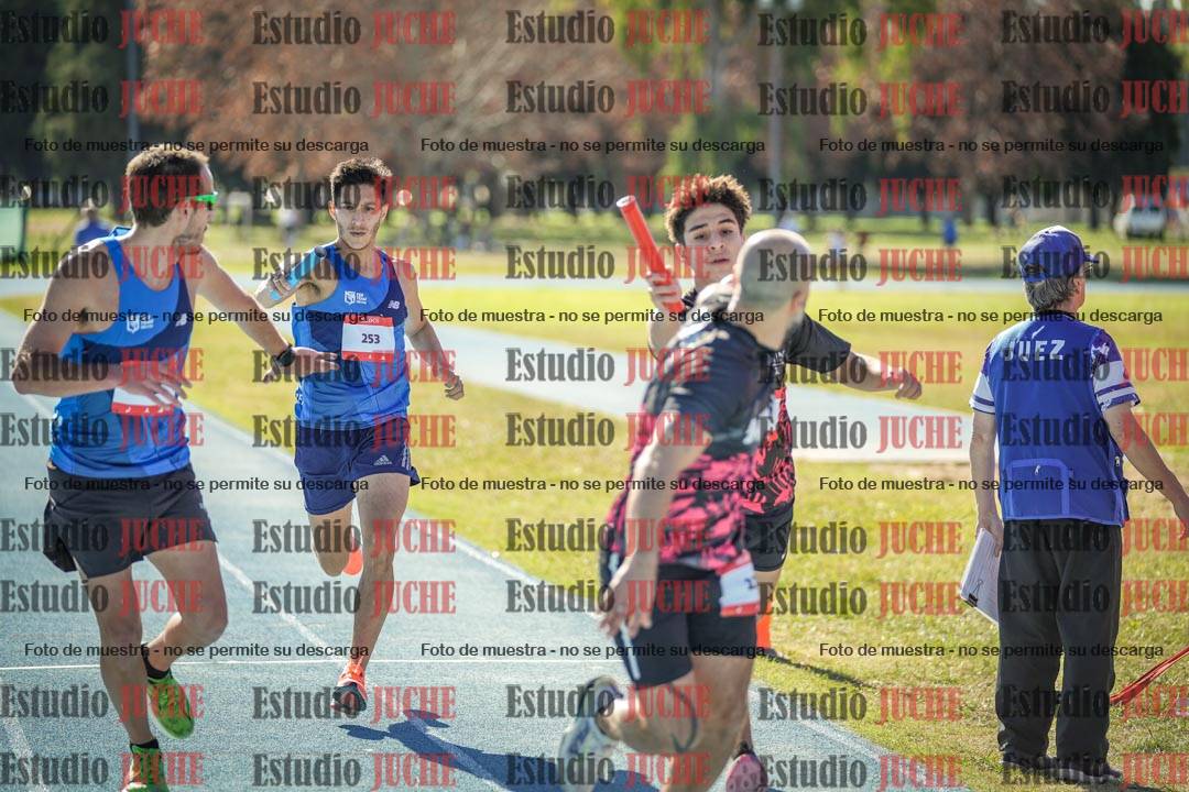 Fotos durante los relevos