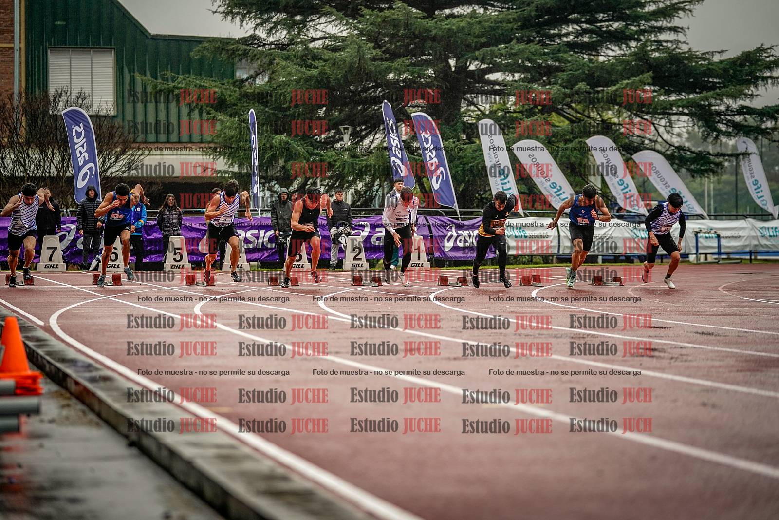 Fotos de los 100 m llanos de varones - FINAL