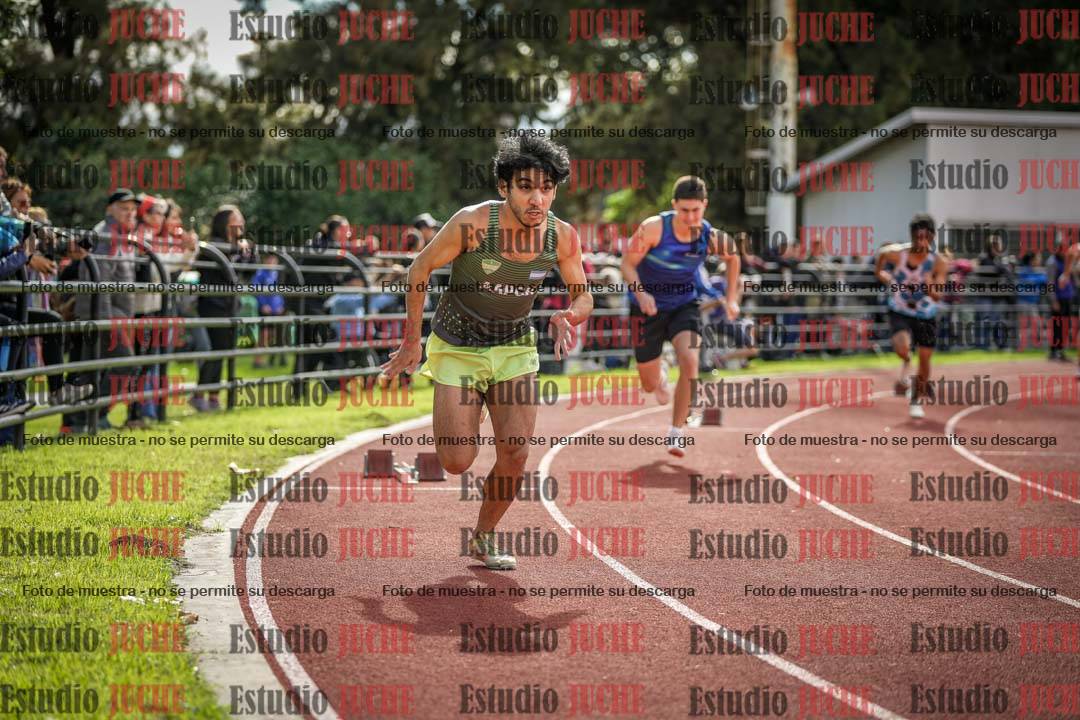 Fotos de los 400 m llanos de varones