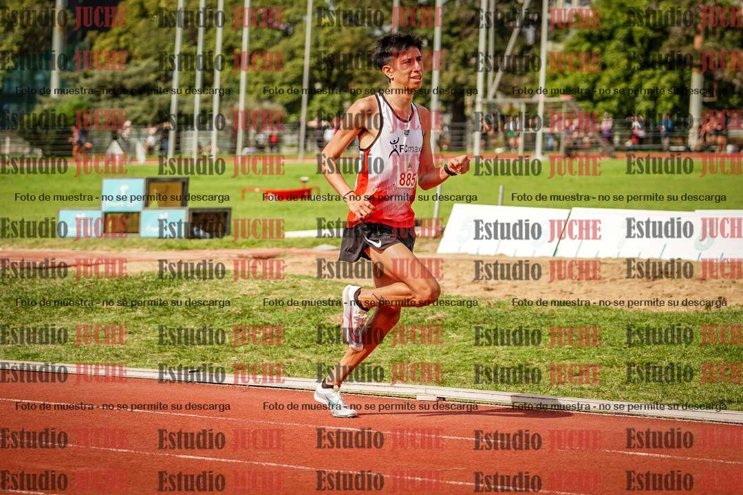 Fotos de los 3000 m llanos de varones