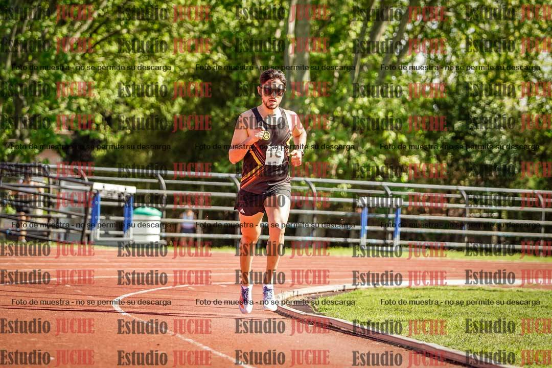 Fotos de los 5000 m llanos de mujeres y varones