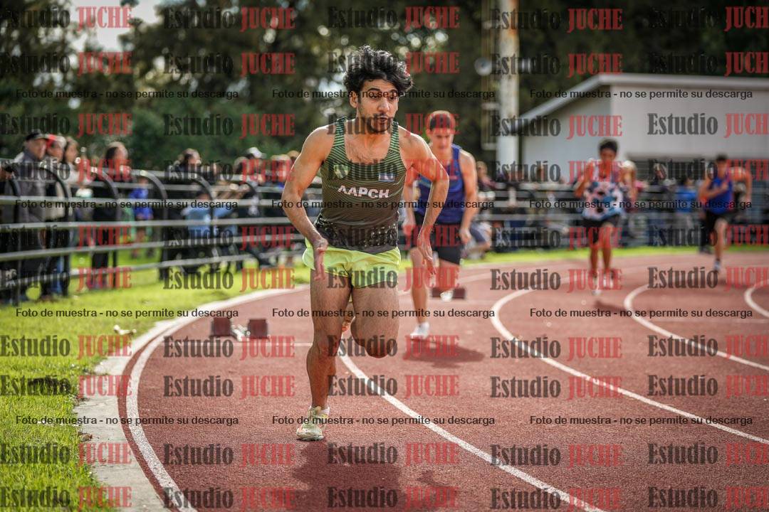 Fotos de los 400 m llanos de varones
