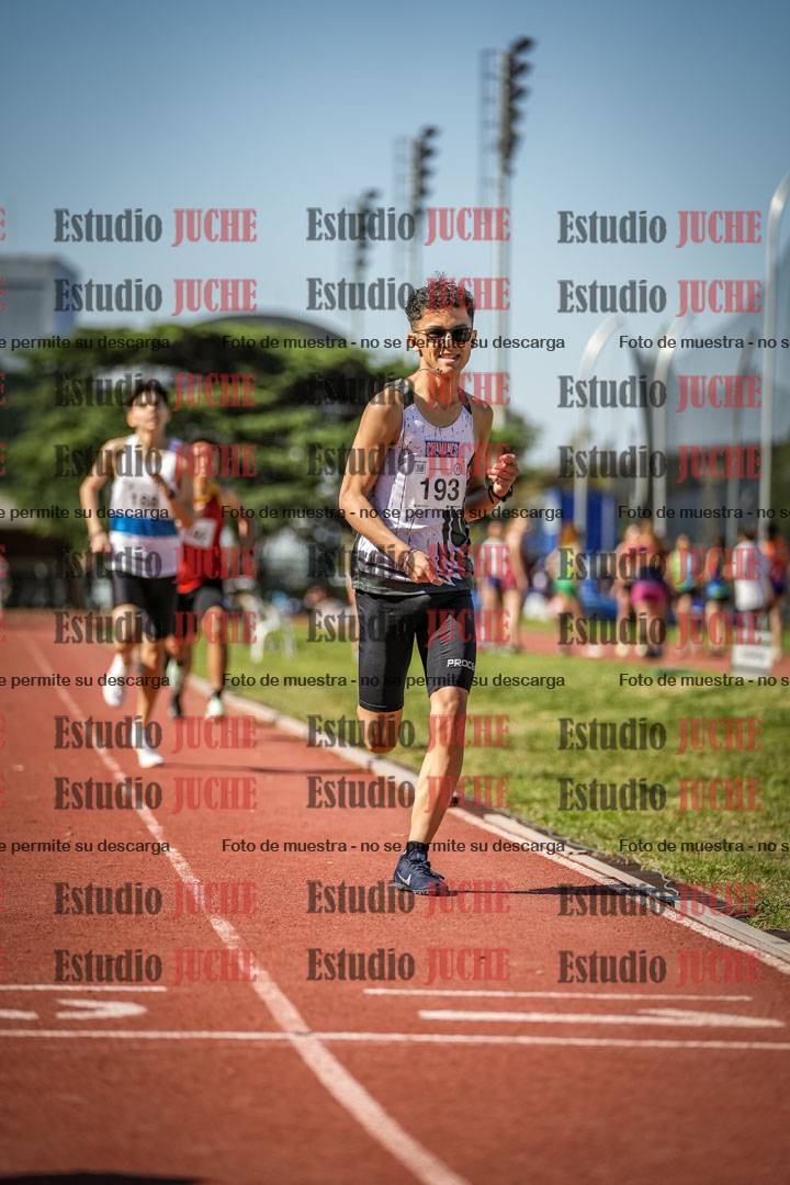 Fotos de los 600 m llanos de varones