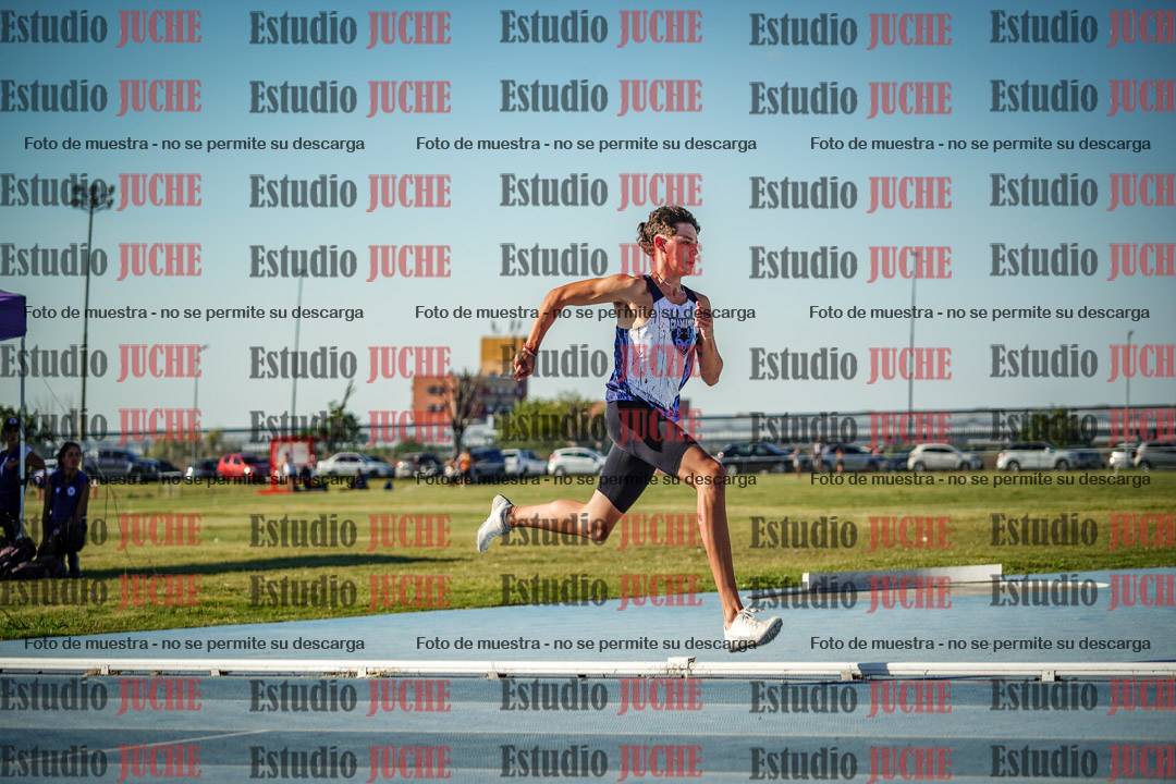 Fotos de los 400 m llanos de varones