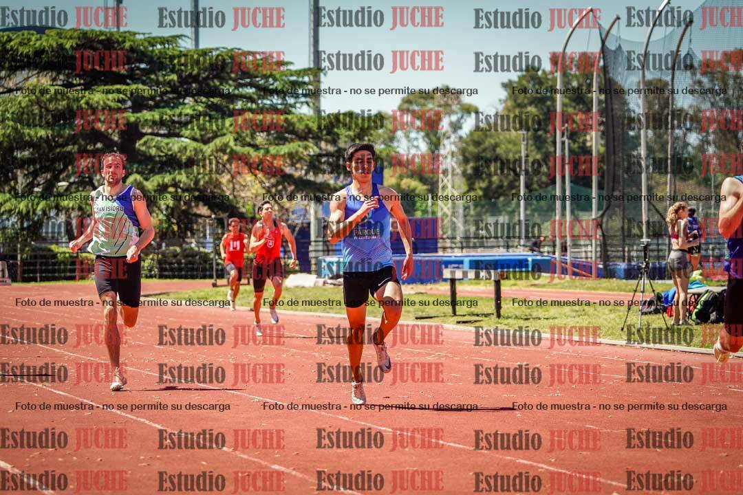 Fotos de los 400 m llanos de varones