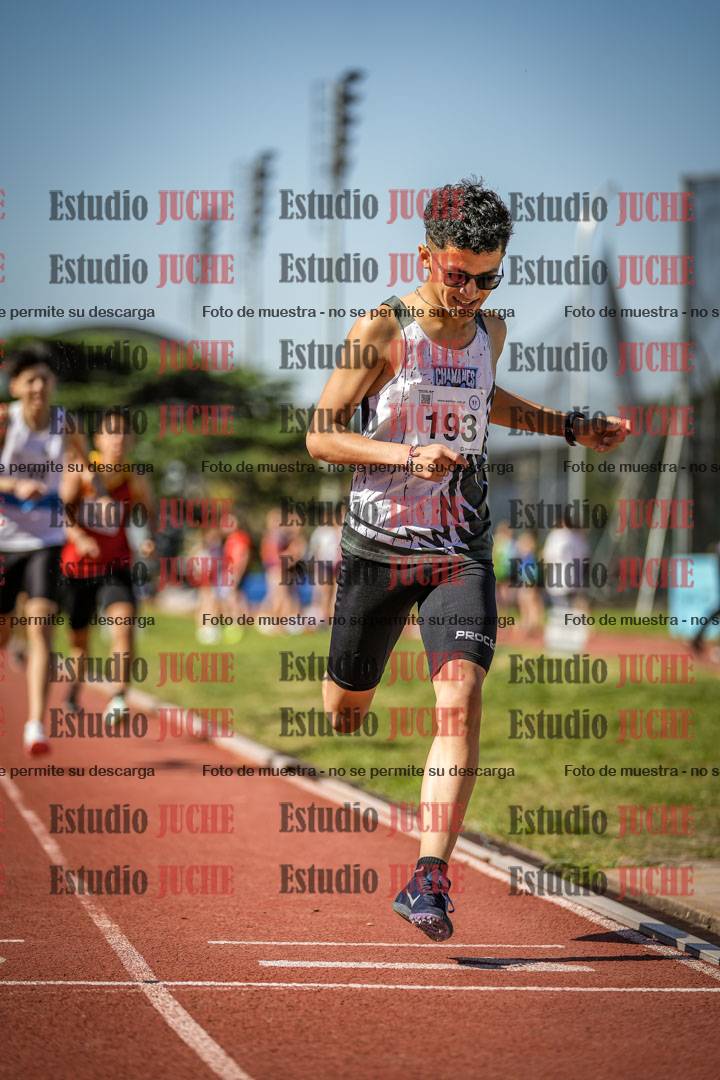 Fotos de los 600 m llanos de varones