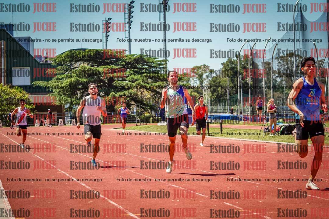 Fotos de los 400 m llanos de varones
