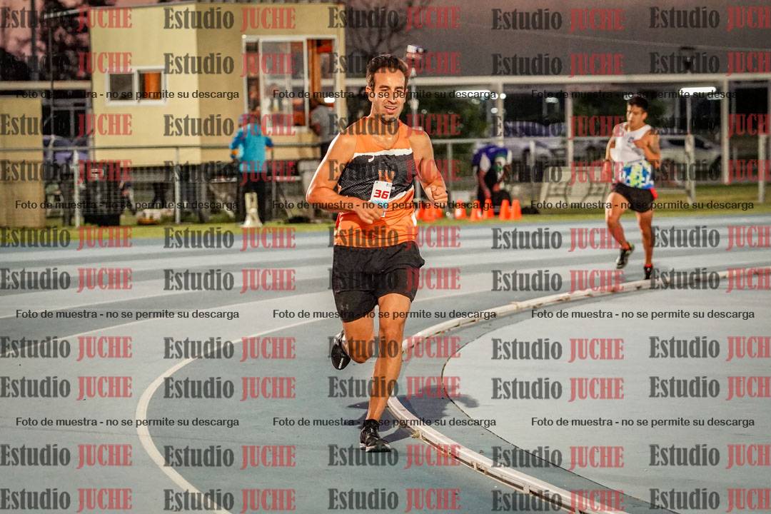 Fotos de los 3000 m llanos de varones