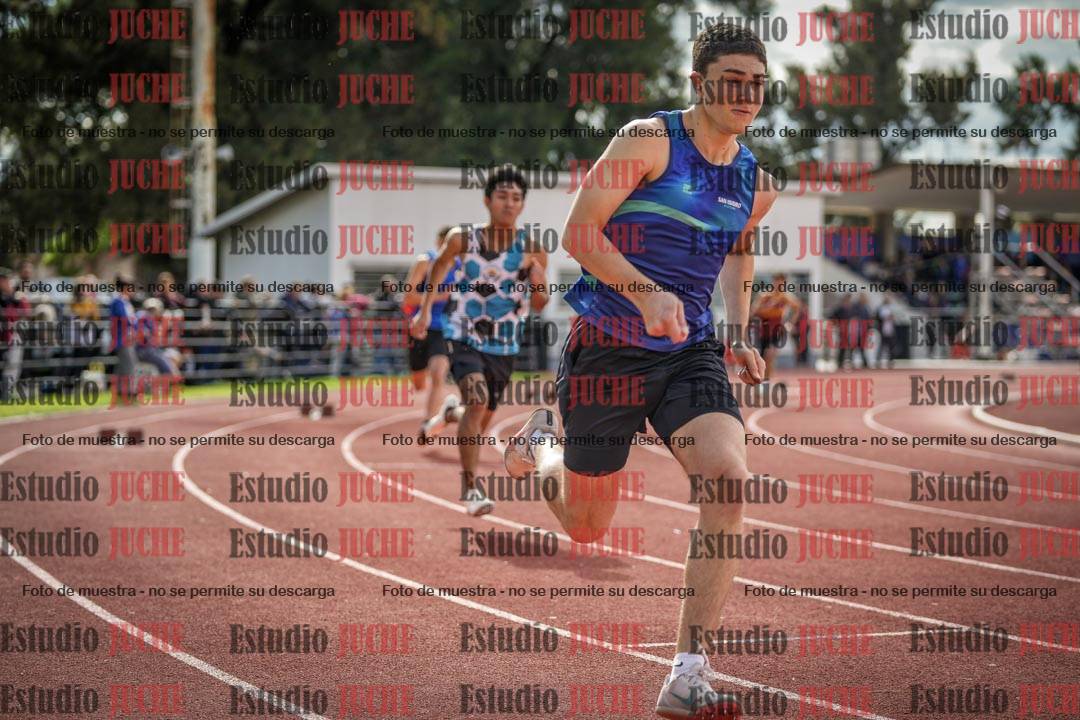 Fotos de los 400 m llanos de varones