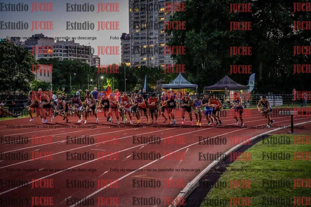 Fotos de los 1500 m llanos de varones