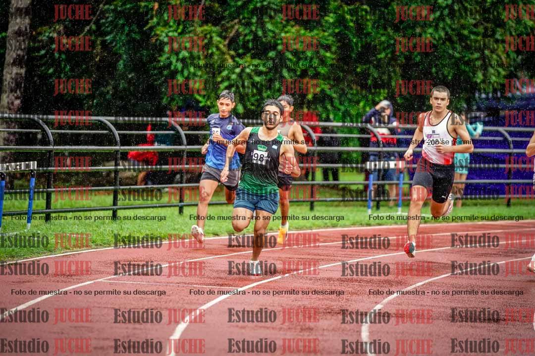 Fotos de los 800 m de varones