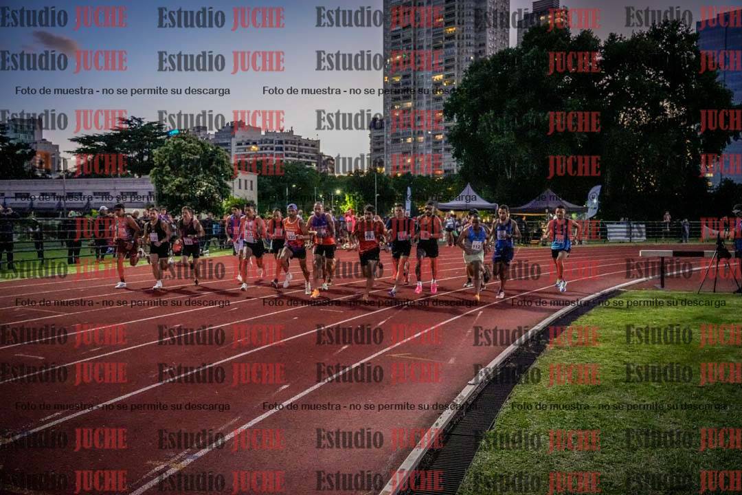 Fotos de los 1500 m llanos de varones