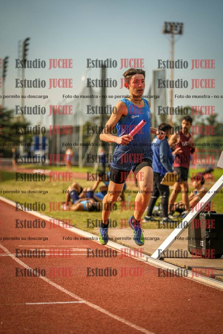Fotos de las postas 4x400 m llanos de varones