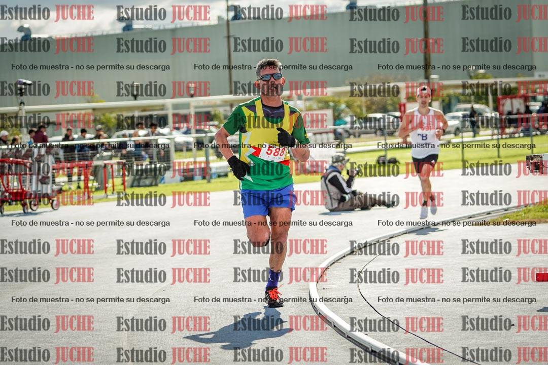 Fotos de los 5000 m llanos de varones