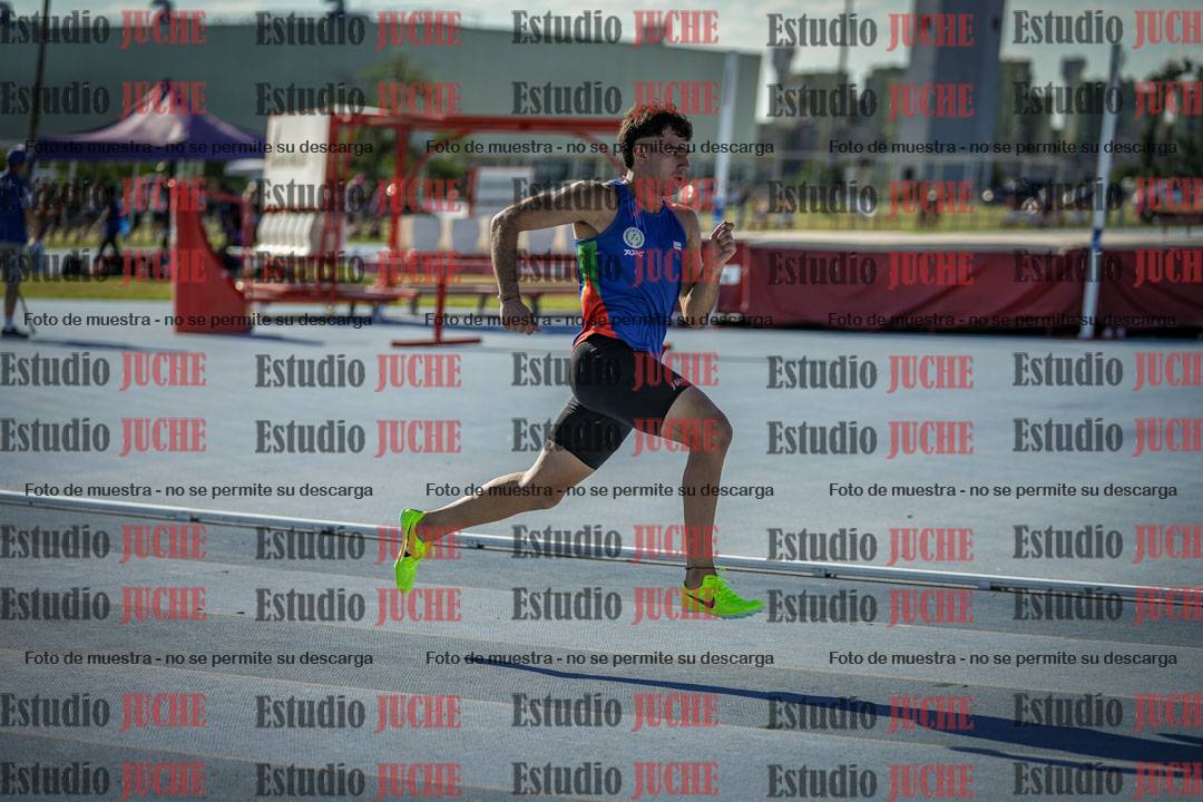 Fotos de los 400 m llanos de varones