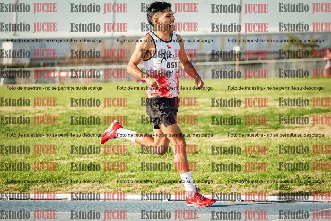 Fotos de los 1500 m llanos de varones