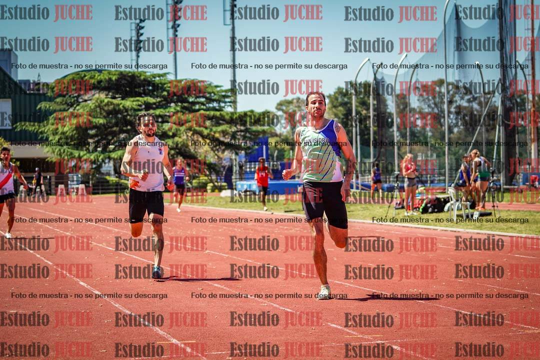 Fotos de los 400 m llanos de varones